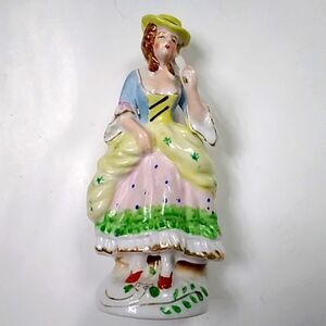 By Sale Vintage Porcelain Lady Figurine Made In Japan